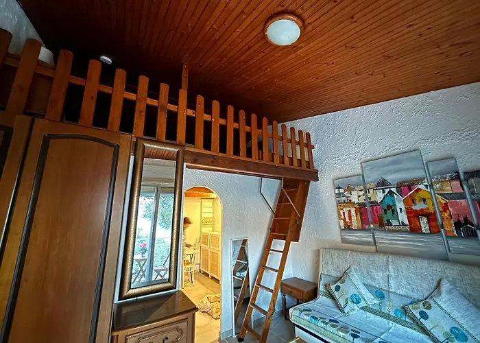 Dans Don Quijote Apartment Nizza